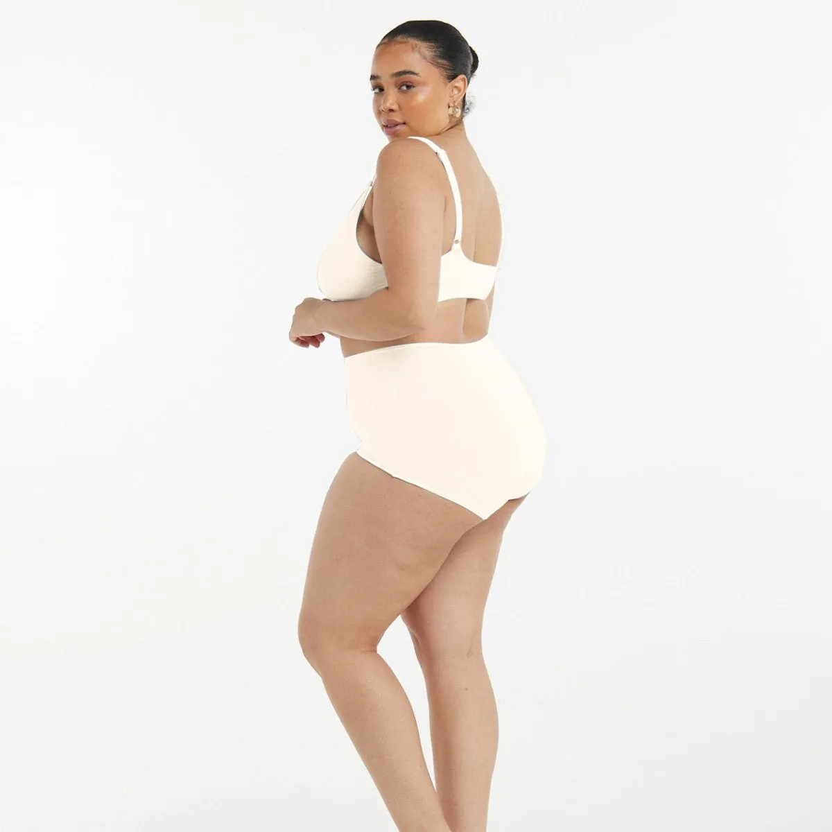 High-Rise Boyleg - Super Stretch - Vanilla